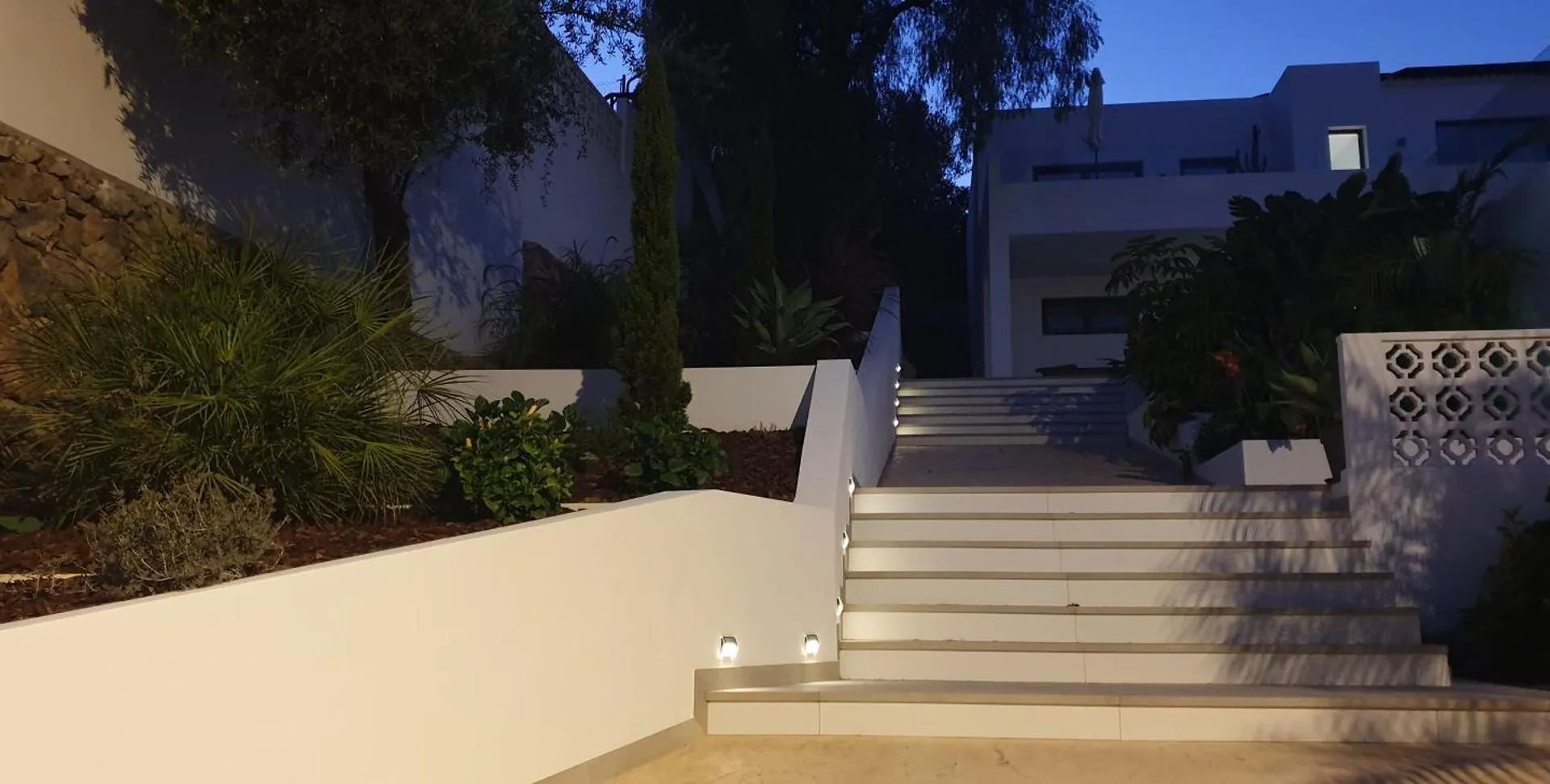 Happyplace Malaga -- Villa With Panoramic Sea View Heated Infinity Saltwater Pool
