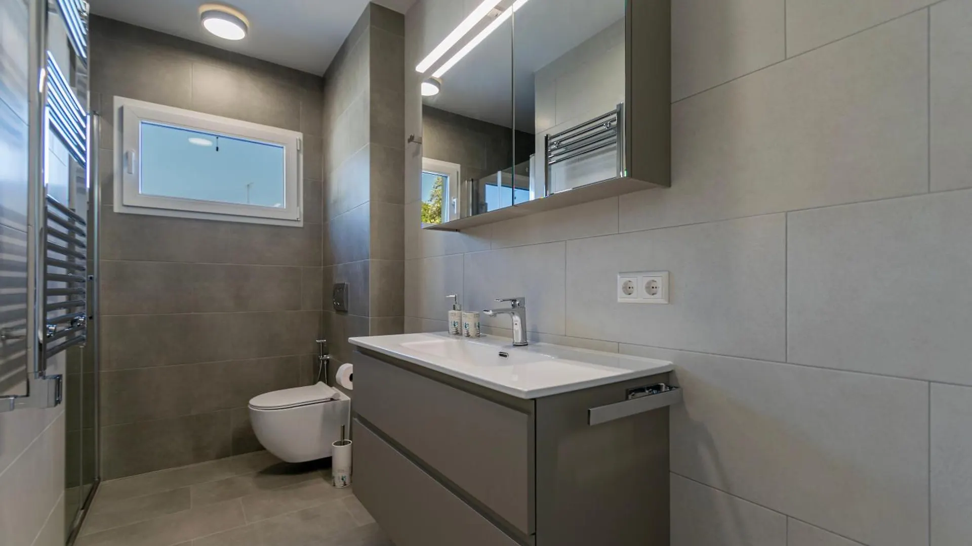 Happyplace Malaga -- Villa With Panoramic Sea View Heated Infinity Saltwater Pool 0*,  Spagna