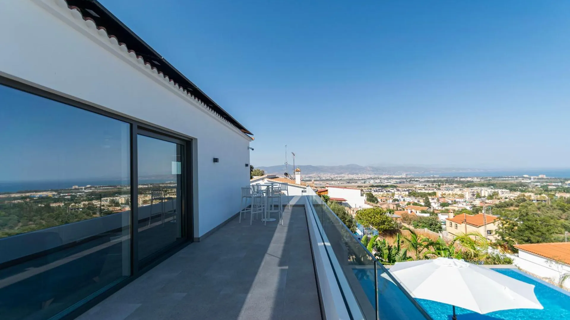 Happyplace Malaga -- Villa With Panoramic Sea View Heated Infinity Saltwater Pool Spagna