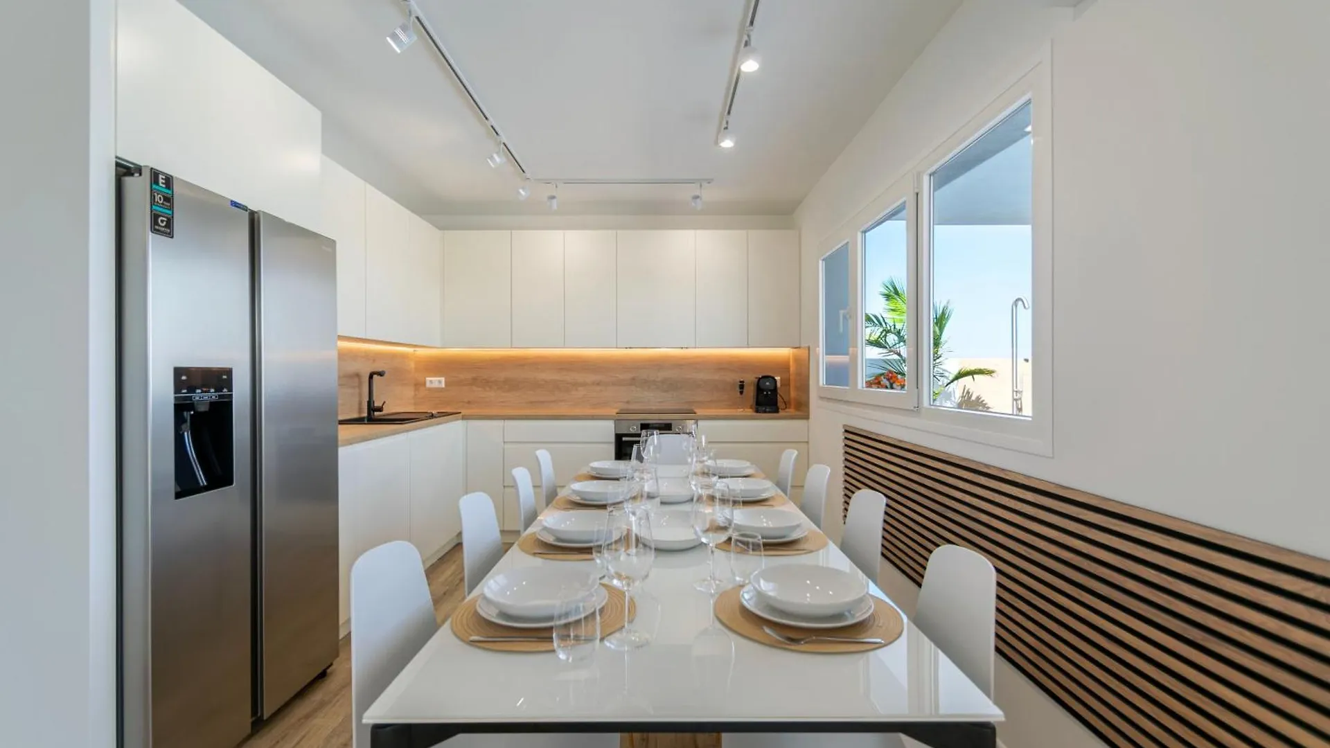 Happyplace Malaga -- Villa With Panoramic Sea View Heated Infinity Saltwater Pool